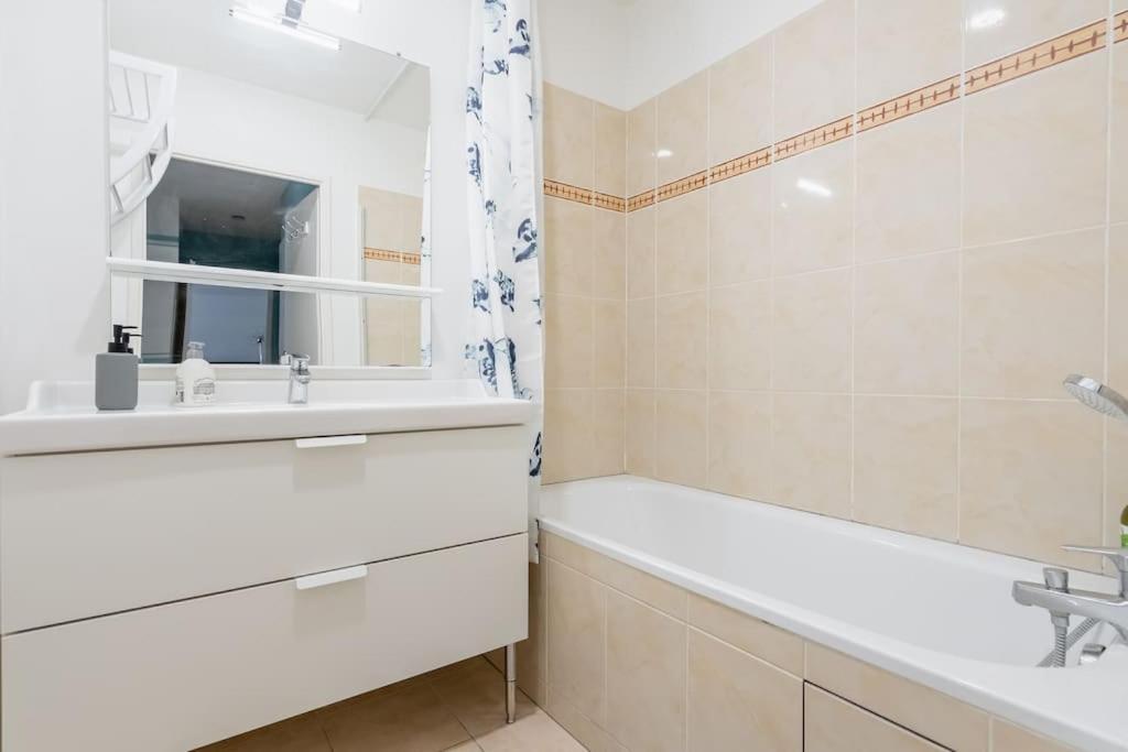 Elegant Appartement Familial Disneyland & Gare Rer Bussy-Saint-Georges Exterior photo